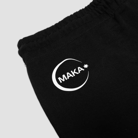 Maka, Conjunto Aura