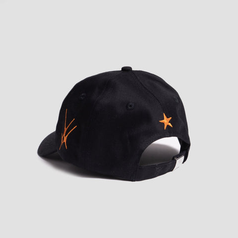 María José Llergo, Gorra "SUPERPODER"