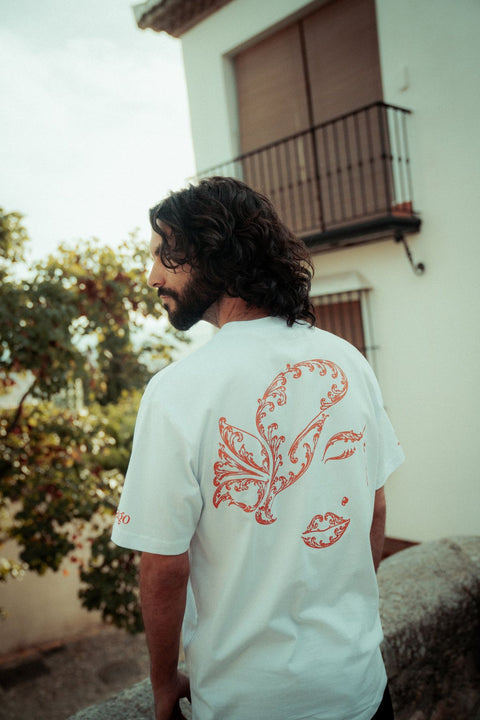 Camiseta Oversize Cara Flamenca Blanco y Rojo