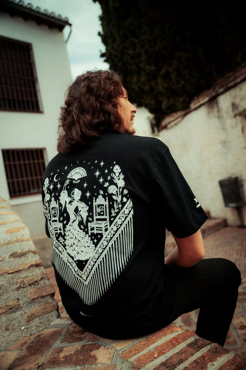 Camiseta Oversize Mantón Flamenca Negro y Blanco