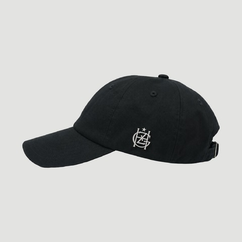 Gorra negra LACOSTA