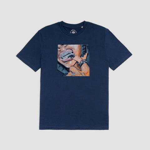 Cruz Cafuné, BLU€S COVER NAVY TEE